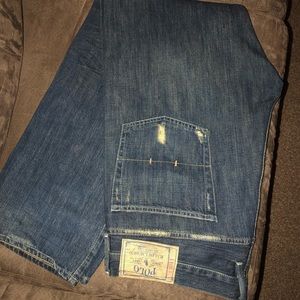 Men’s Polo Ralph Lauren distressed jeans👍🏾👌🏾